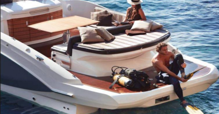 Rent a motorboat in Club Náutico Ibiza - Sessa Key Largo 27
