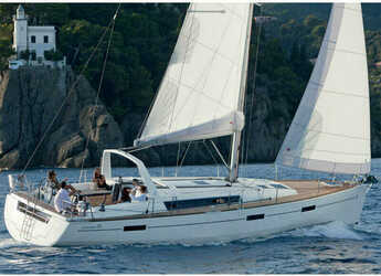 Rent a sailboat in Alimos Marina - Oceanis 45 (3 cbs)