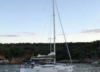 Rent a sailboat in Muelle de la lonja - Sun Odyssey 419
