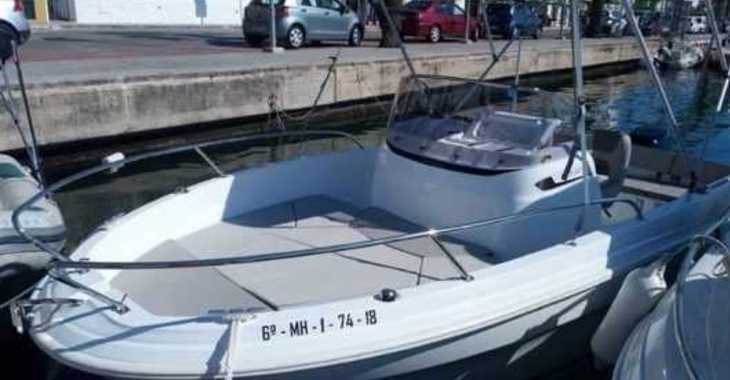 Rent a motorboat in Port Mahon - Cap Camarat 5.50