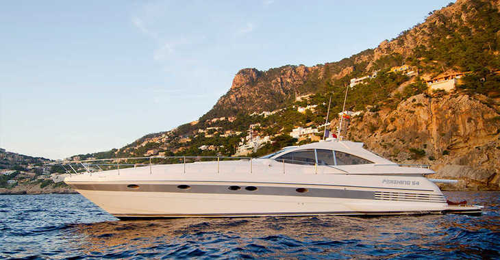 Chartern Sie yacht in Naviera Balear - Pershing 54