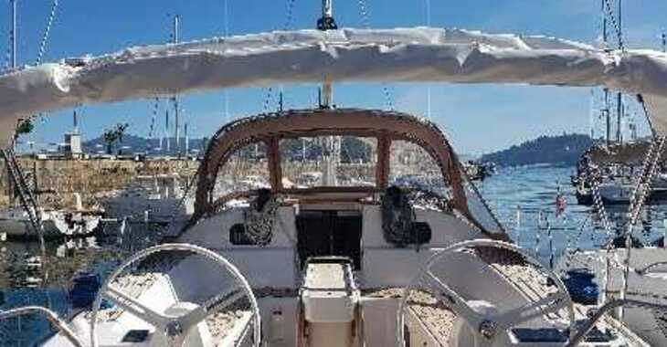 Rent a sailboat in Vigo  - Elan 45 Impression