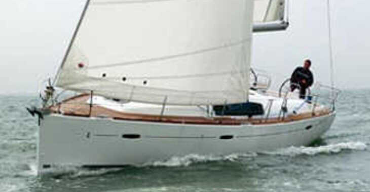 Rent a sailboat in Marina di Nettuno - Oceanis 43