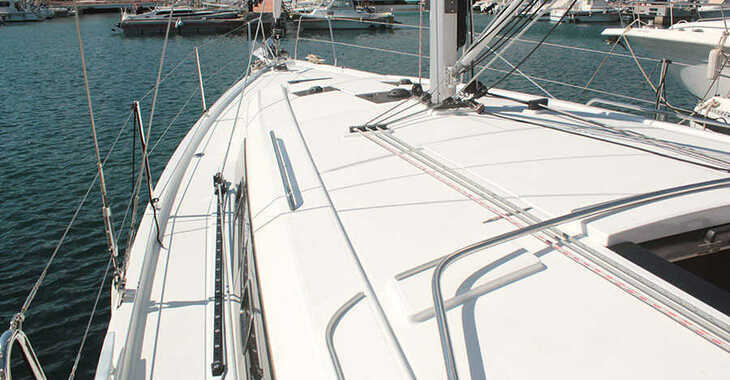 Chartern Sie segelboot in Marina Port de Mallorca - Oceanis 41.1 (2 Heads)