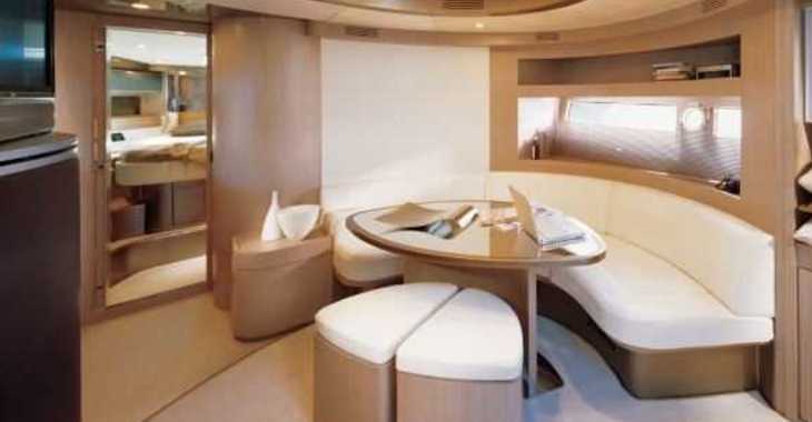 Chartern Sie yacht in Marina Botafoch - Riva Ruivale 52