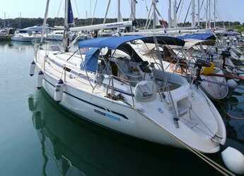 Rent a sailboat in Veruda - Bavaria 38