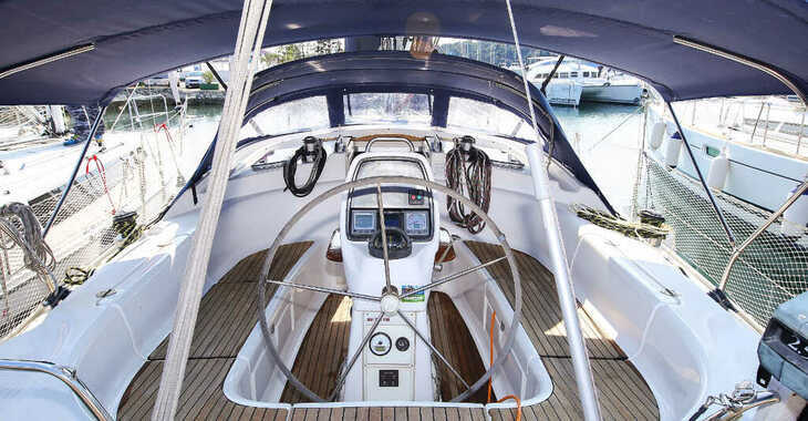 Rent a sailboat in Veruda Marina - Bavaria 39 Cruiser