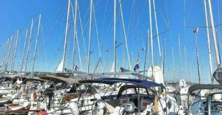 Rent a sailboat in Kornati Marina - Bavaria Cruiser 41 - 3 cab.