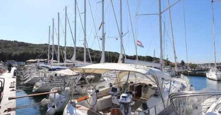 Rent a sailboat in Veruda Marina - Bavaria Cruiser 45 - 4 cab.