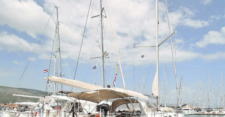 Rent a sailboat in SCT Marina - Bavaria Cruiser 45 - 4 cab.