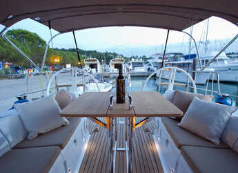 Alquilar velero en Marina Kastela - Elan Impression 35