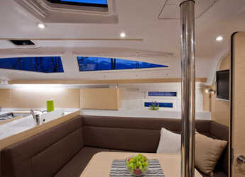 Alquilar velero en Marina Kastela - Elan Impression 35