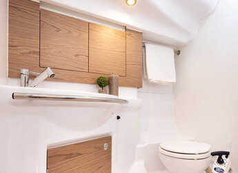 Louer voilier à Marina Kastela - Elan Impression 40