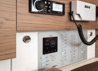 Louer voilier à Marina Kastela - Elan Impression 40