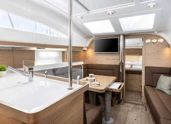 Louer voilier à Marina Kastela - Elan Impression 40