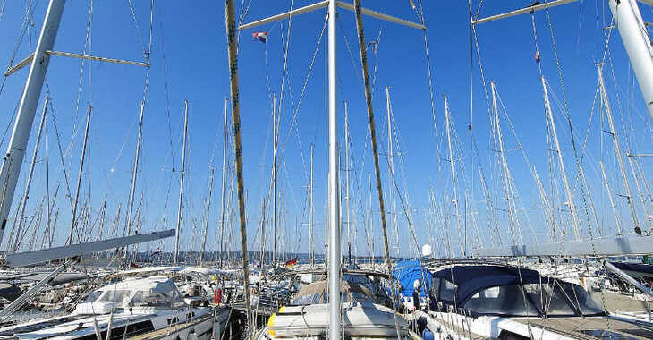 Rent a sailboat in SCT Marina - Bavaria Cruiser 51 - 4 cab