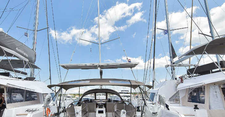 Rent a sailboat in Marina Kornati - Bavaria Cruiser 51