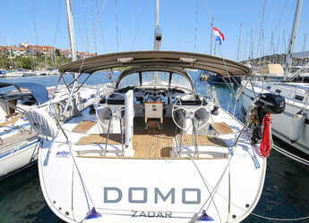 Rent a sailboat in Veruda - Bavaria Cruiser 56 - 5 + 1 cab.