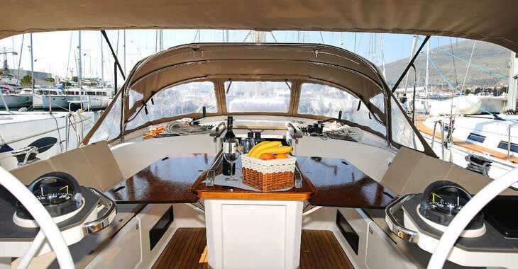 Rent a sailboat in SCT Marina Trogir - Bavaria Cruiser 56 - 5 + 1 cab.
