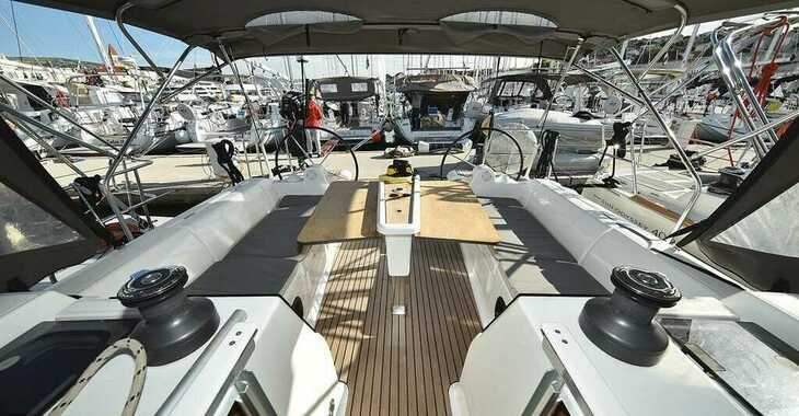Rent a sailboat in Trogir ACI Marina - Dufour 382 GL
