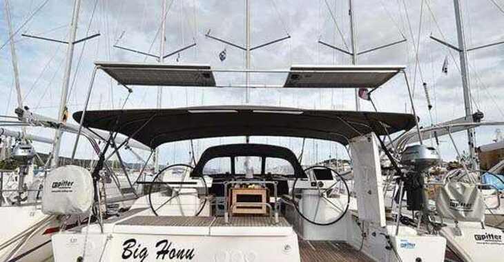 Rent a sailboat in SCT Marina Trogir - Dufour 520 GL