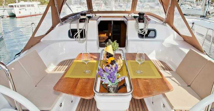 Rent a sailboat in Veruda - Elan Impression 45
