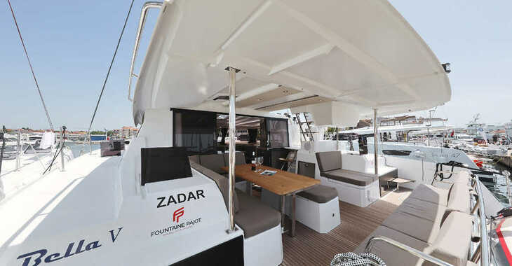 Rent a catamaran in Marina Kornati - Fountaine Pajot Astrea 42