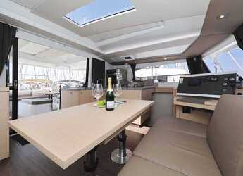 Alquilar catamarán en Marina Kornati - Fountaine Pajot Astrea 42