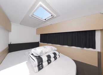 Alquilar catamarán en Marina Kornati - Fountaine Pajot Astrea 42