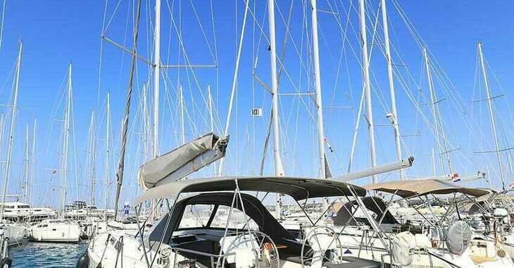 Rent a sailboat in Marina Kornati - Hanse 455