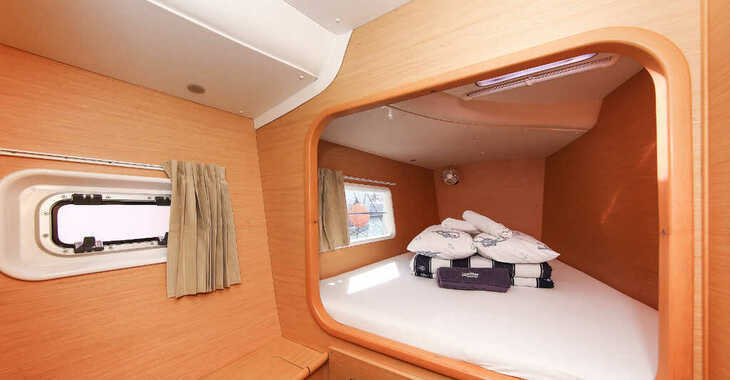 Rent a catamaran in Trogir ACI Marina - Lagoon 380 S2 - 4 + 2 cab.