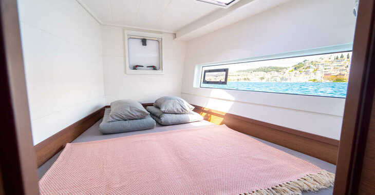 Rent a catamaran in Marina Mandalina - Lagoon 40 - 3 + 2 cab