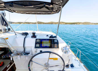 Rent a catamaran in Marina Mandalina - Lagoon 40 - 3 + 2 cab
