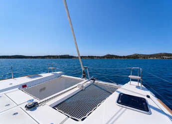 Rent a catamaran in Marina Mandalina - Lagoon 40 - 3 + 2 cab