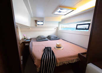 Rent a catamaran in Marina Mandalina - Lagoon 40 - 3 + 2 cab