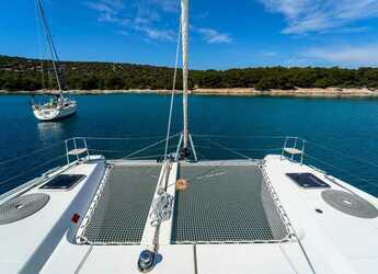 Rent a catamaran in Marina Mandalina - Lagoon 42 - 3 + 2 cab.