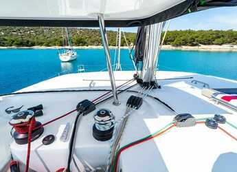 Rent a catamaran in Marina Mandalina - Lagoon 42 - 3 + 2 cab.