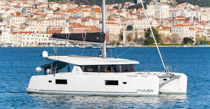 Rent a catamaran in Marina Mandalina - Lagoon 42 - 4 + 2 cab.