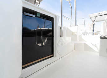 Rent a catamaran in Marina Mandalina - Lagoon 421 - 4 + 1 cab.