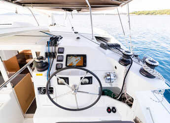 Rent a catamaran in Marina Mandalina - Lagoon 421 - 4 + 1 cab.