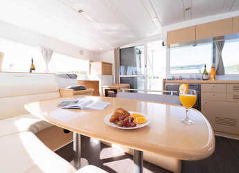 Rent a catamaran in Marina Mandalina - Lagoon 421 - 4 + 1 cab.