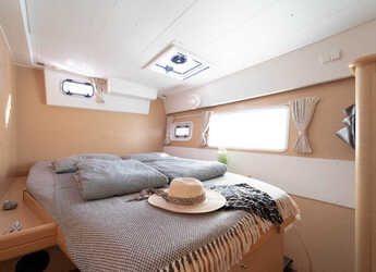 Rent a catamaran in Marina Mandalina - Lagoon 421 - 4 + 1 cab.