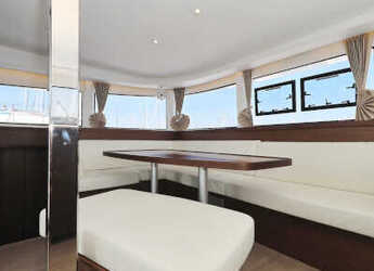 Alquilar catamarán en Marina Sukosan (D-Marin Dalmacija) - Lagoon 42