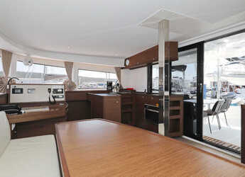 Alquilar catamarán en Marina Sukosan (D-Marin Dalmacija) - Lagoon 42