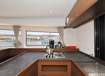 Alquilar catamarán en Marina Sukosan (D-Marin Dalmacija) - Lagoon 42