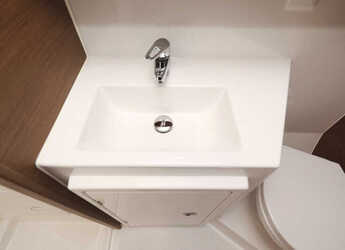 Alquilar catamarán en Marina Sukosan (D-Marin Dalmacija) - Lagoon 42