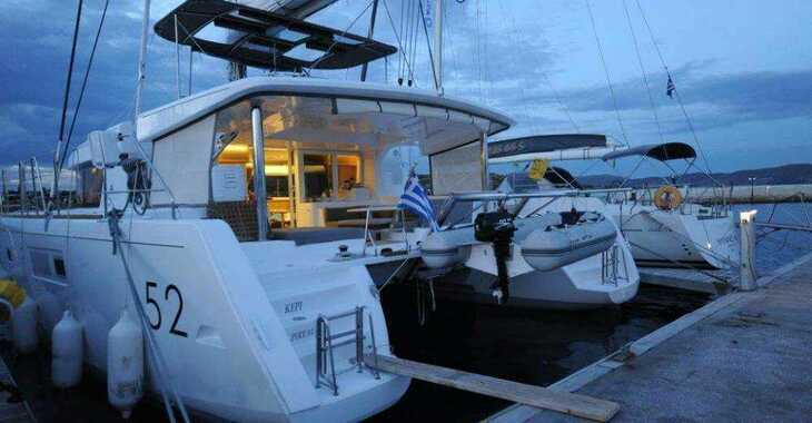 Rent a catamaran in Lavrion Marina - Lagoon 52 - 5 cab.