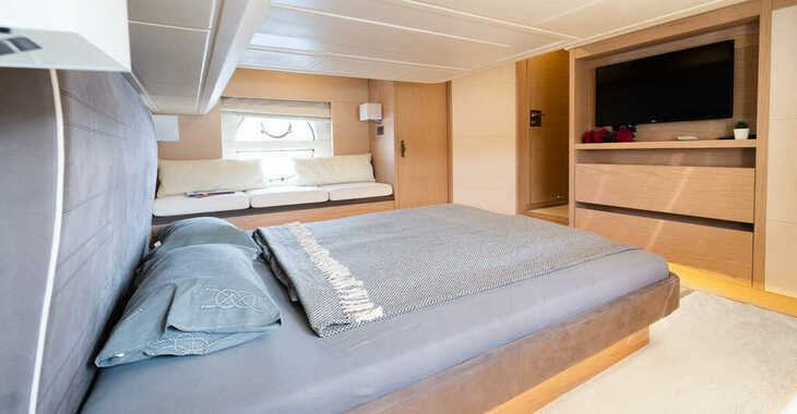 Rent a yacht in Marina Mandalina - Monte Carlo 5 - 3 + 1 cab.