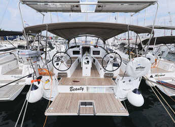 Rent a sailboat in Marina Kornati - Sun Odyssey 410 - 3 cab.