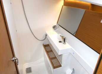 Chartern Sie segelboot in ACI Marina Dubrovnik - Sun Odyssey 490 